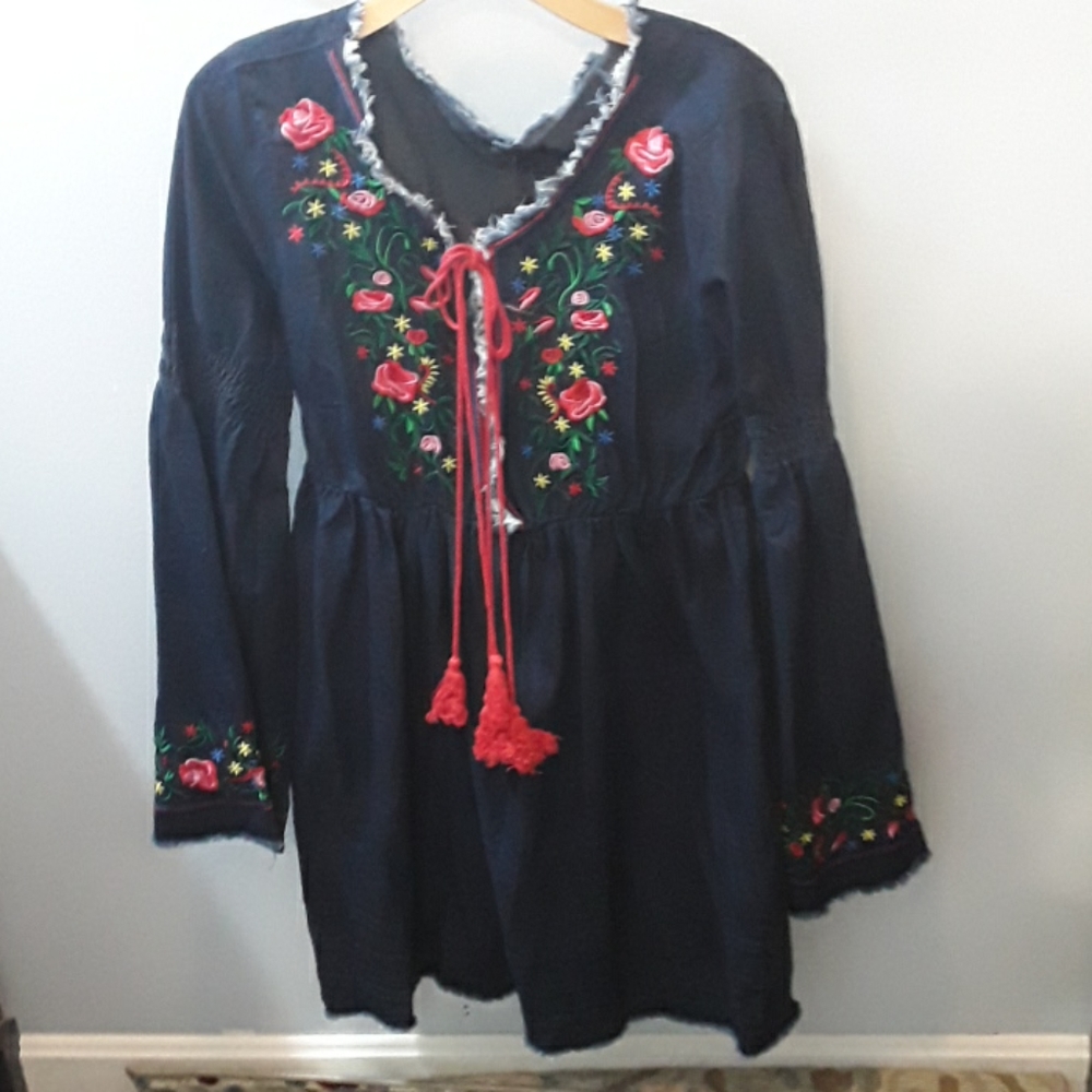 Tunic top XL denim material with embroidery